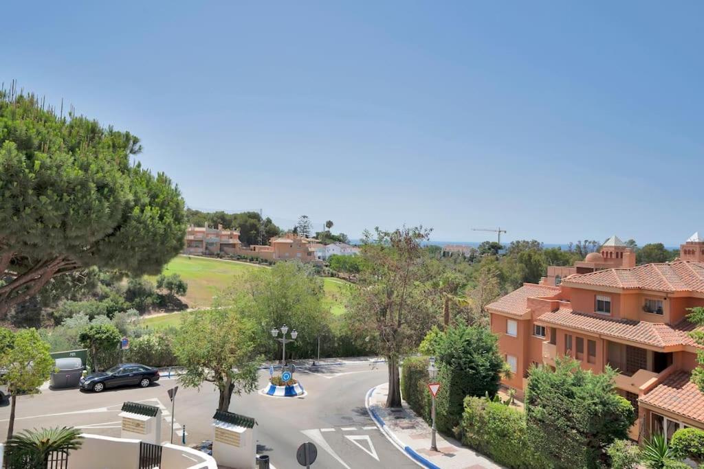Adosado Con Solarium, Bbq Y Piscina En Las Chapas - Jade 213 Appartement *